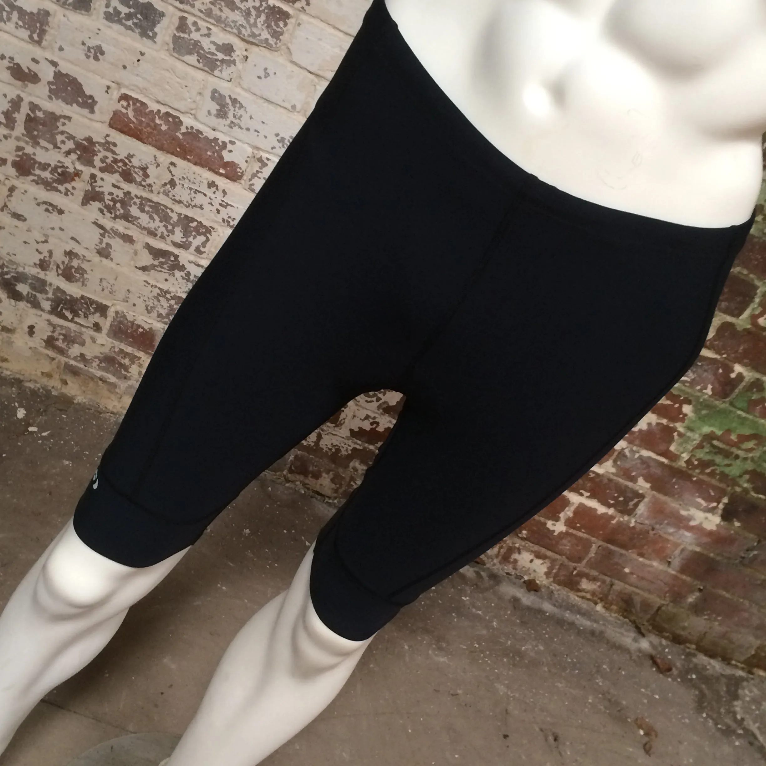 SHORTS : Louis Garneau Power Grip Men's Padded Triathlon Shorts [XL]